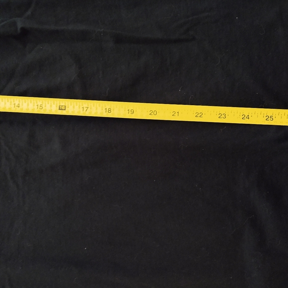 Love thy Neighbor t-shirt - Picture 4 of 7